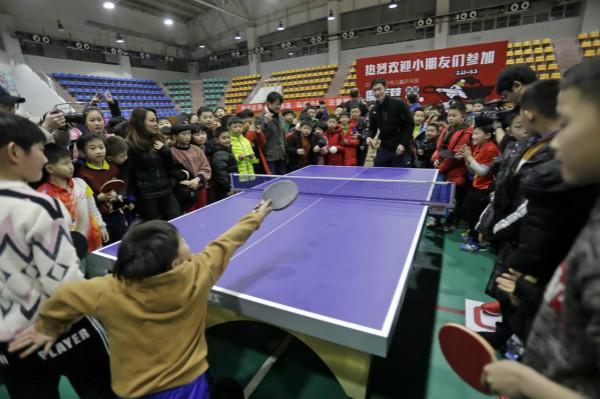 更是精神的 更是精神的