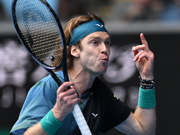 的表现和球 的表现和球