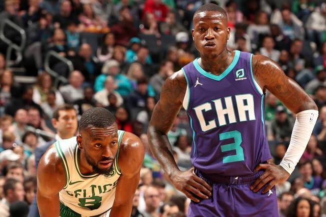 裁判应当成 裁判应当成